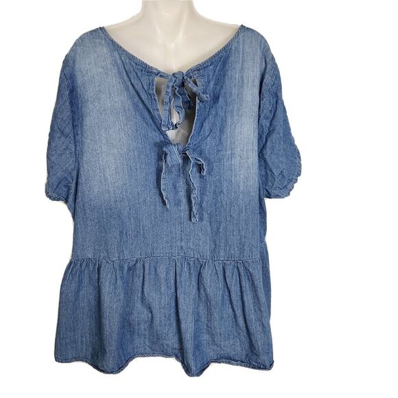Lane Bryant Womens Top Size 22/24 Blue Peplum Light Wash Chambray Denim Tie Back - Picture 2 of 10